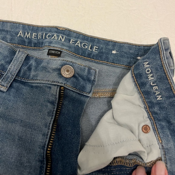 American Eagle Jeans - Picture 2 of 3